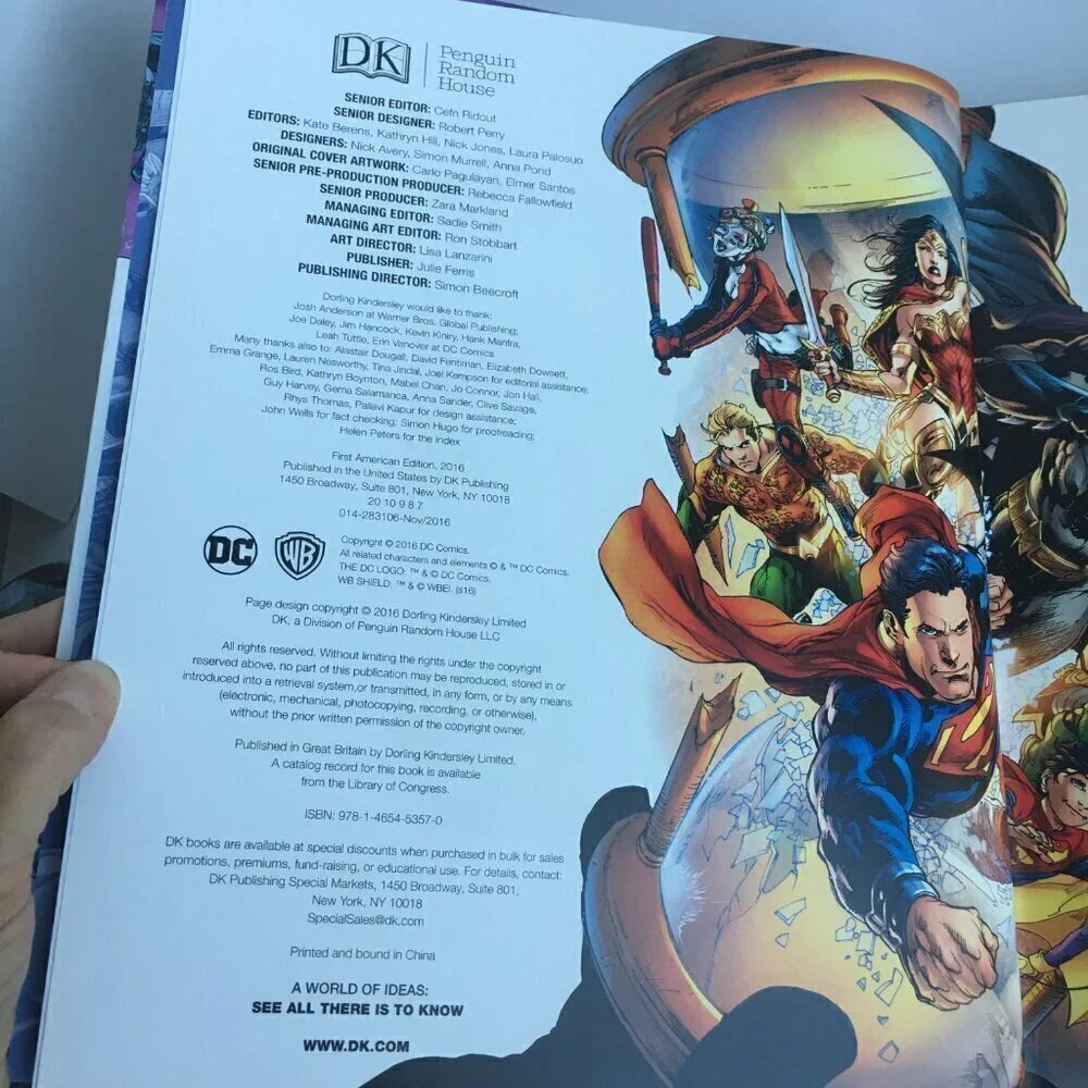 Kids Book - DK The DC Comics‎ Encyclopedia, Definitive Guide To The Characters